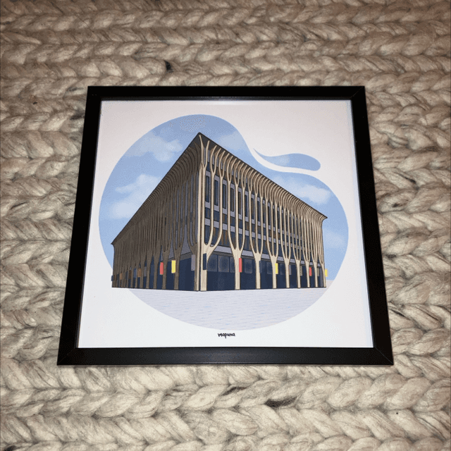 Amare Framed
